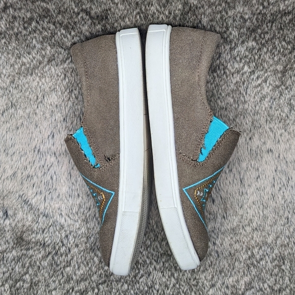 Roper Canvas Embroidered Aztec Slip On Shoe Women's 7 - Picture 8 of 10